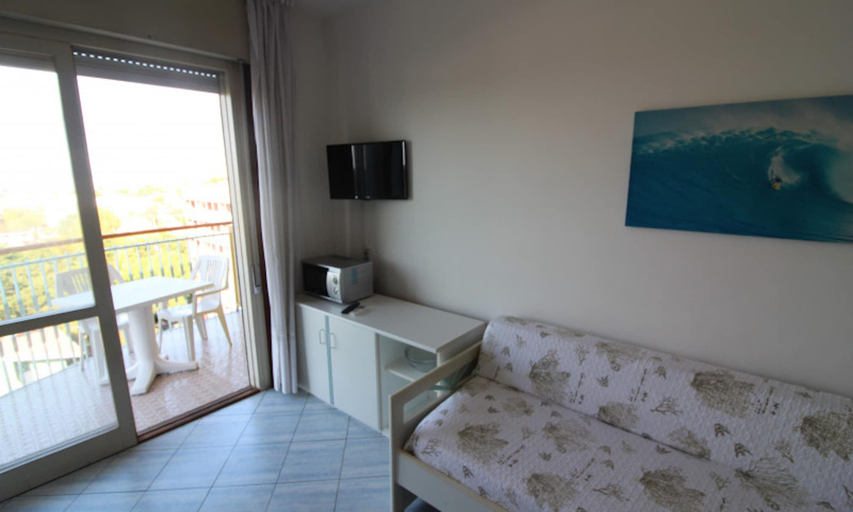 Dining 2, Studio in Residence With Pool, Udine