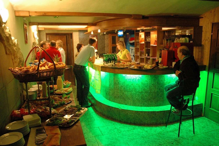 Food & Drinks 3, Hotel Prom, Trutnov