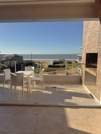 Others 5, Zelena Voda, Villa Gesell