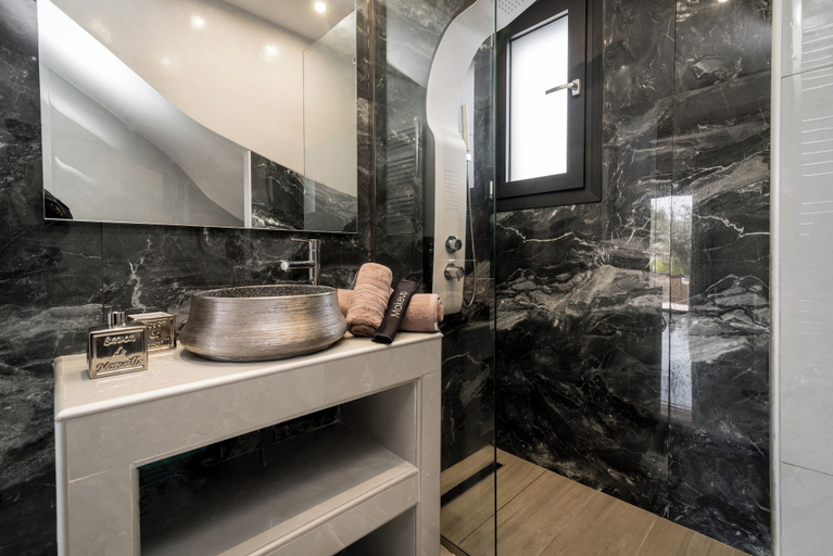 Bathroom 3, Grande Amore Luxury Villa, Ionian Islands