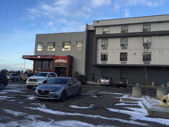 Exterior 3, Southfort Inn, Division No. 11