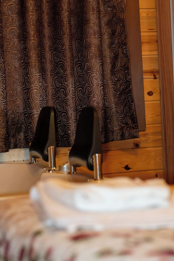 Miscellaneous 4, Laze Bungalov, Çamlıhemşin