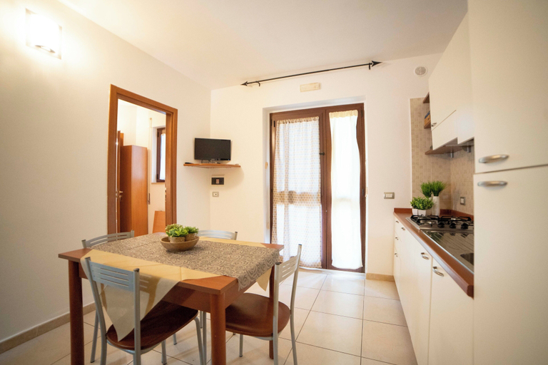 Others 1, Ferienwohnung "ulivo" mit Pool und Privatstrand -1, Foggia