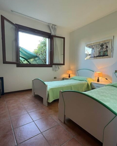 Room 3, Charming Villa With Pool in Albarella, Rovigo