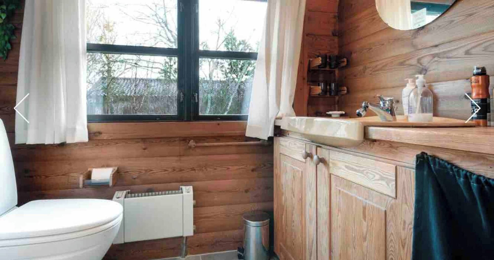 Bathroom 4, Norwegian log cabin in Kandestederne, Frederikshavn