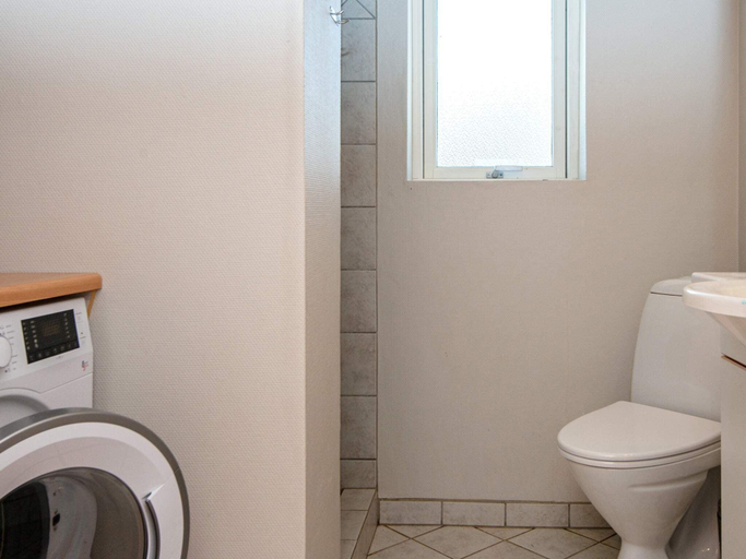 Bathroom 3, 4 star holiday home in Struer, Struer