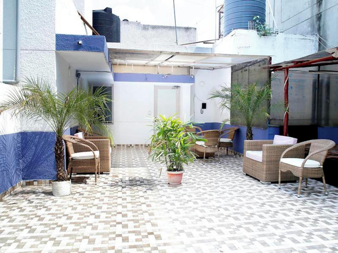 Others 4, Room-maplewood Guest House, Neeti Bagh,, Delhi