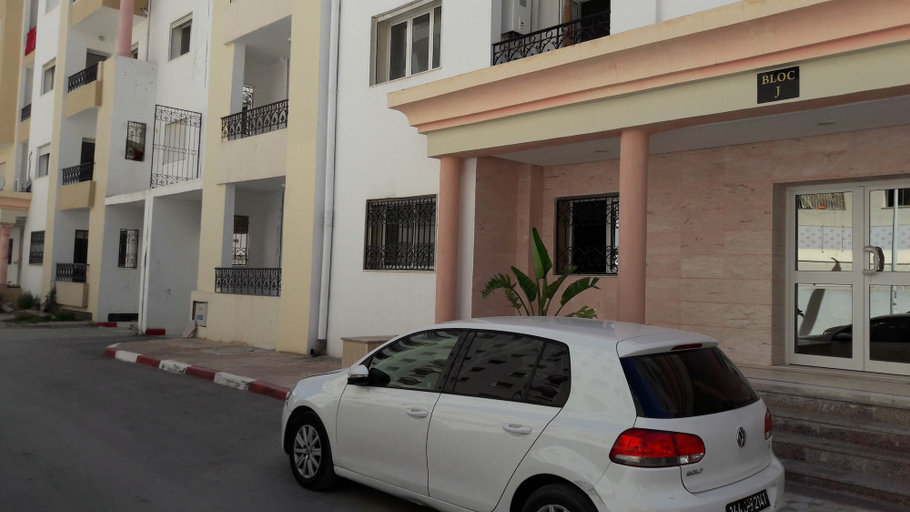 Others 2, Spacious Very Modern Apartment Richly Furnished, Bouhaira