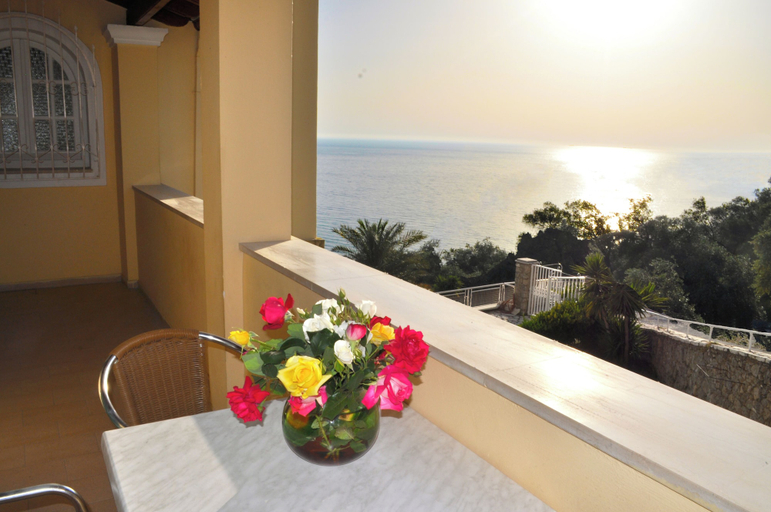 Balcony, Apartments Maria With Pool - Agios Gordios Beach, Corfu, Ionian Islands