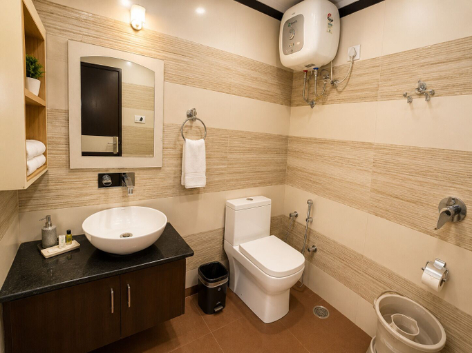 Bathroom 3, Hotel The White Tulip, Jaipur