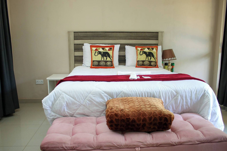 Room 2, Room-lulu Guest Lodge, Low-density Subur, Hwange