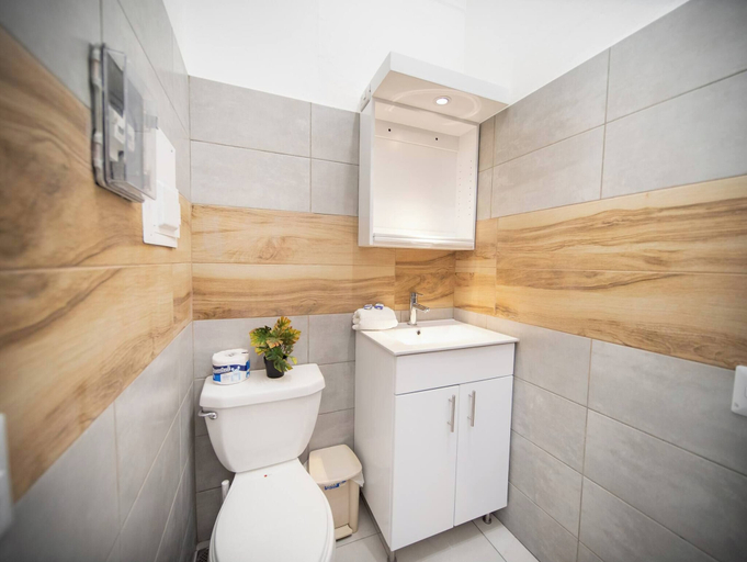 Bathroom 4, Plaza Achim 6b, Modern Apt 250m From Sosua Beach!, Sosua