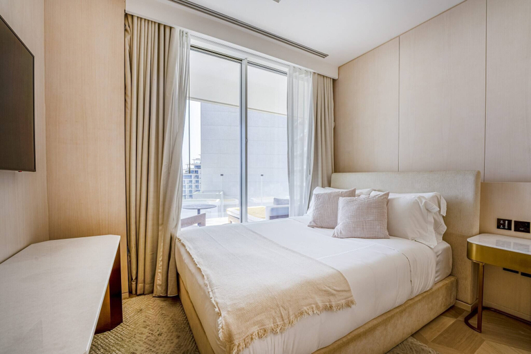 Room 2, Five Palm Jumeirah 2 Bdr Full Sea View, Dubai