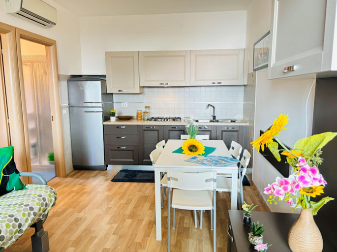 Others 4, Bright Flat With Shared Swimming Pool, Venezia