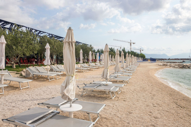 Beach 4, Apartment Lazy Dayz Pool, Trogir