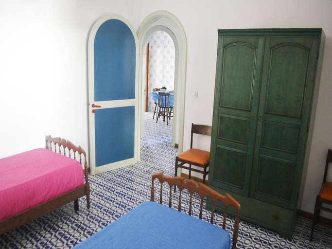 Room 3, Casa Vacanze Sumi a San Foca per 6 Ospiti, Lecce