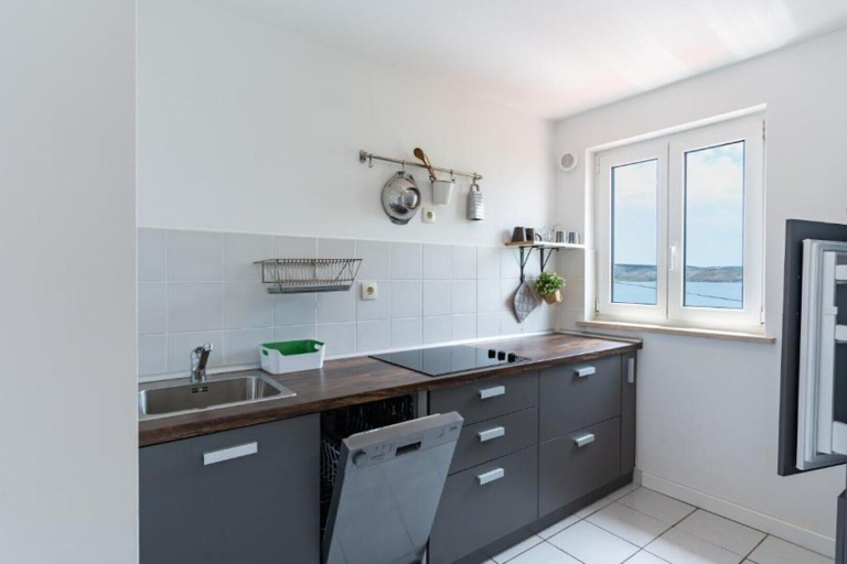 Private kitchen 4, Apartment Zdravko sea View, Novalja