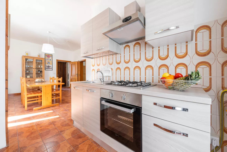Others 2, Large seaside apartment with patio, Sassari