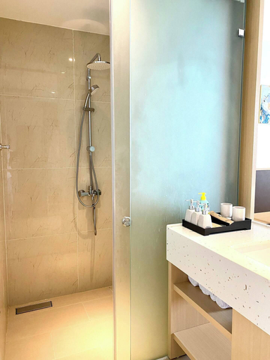 Bathroom 5, The Oceanfront Apartment At Cam Ranh, Cam Lâm