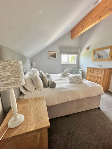 Bedroom 2, Retallack Resort Swallow Lodge, Cornwall