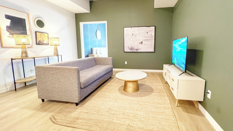 Living area 2, Broadway, San Diego