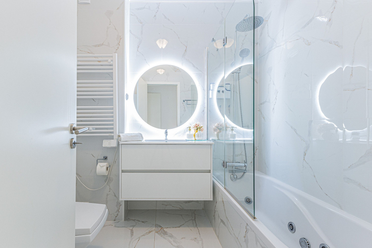 Bathroom 5, Pateo do Convento in Lagos, Lagos