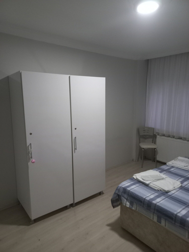 Room 5, Bulut Gaye Pansiyon, Merkez
