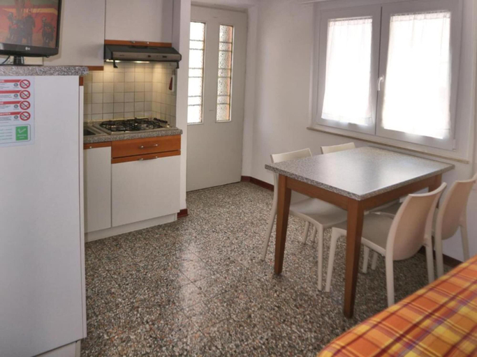 Interior 5, Bright Three Guests Flat in Lignano, Udine