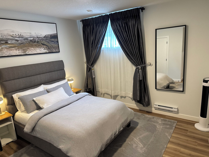 Primary image, Fivestar Inspired Private Suite- Downtown Access, Division No. 6
