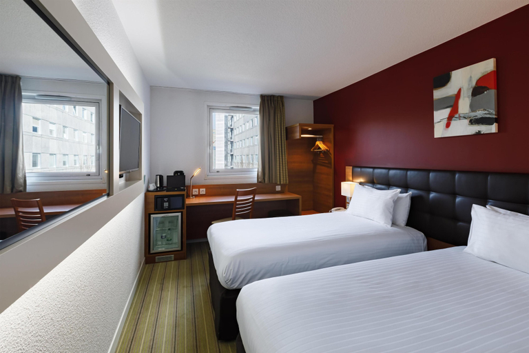 Bedroom 3, Best Western Clermont Ferrand Centre, Puy-de-Dôme