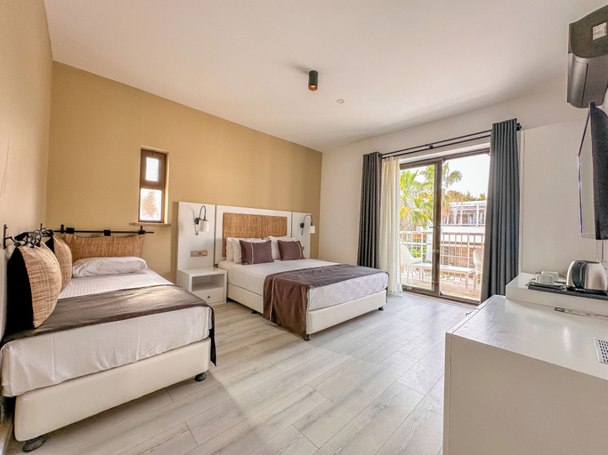 Bedroom 4, Ayvalık Sea Resort, Ayvalık