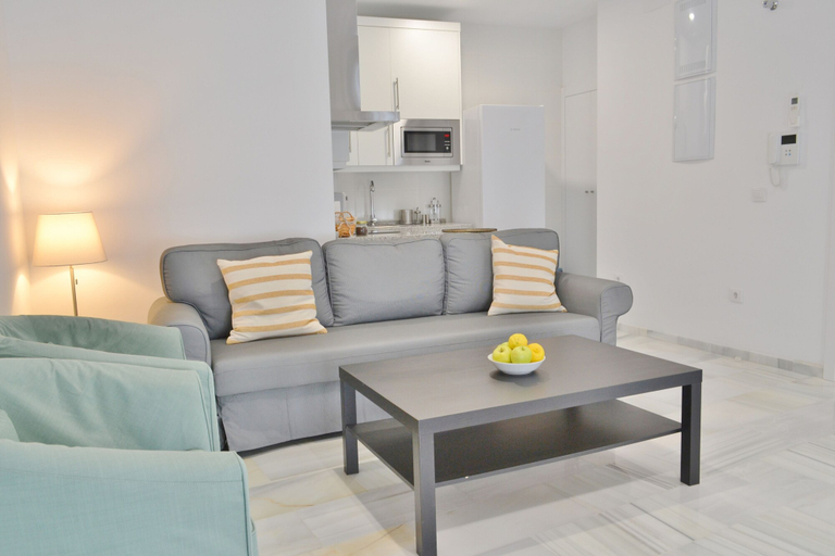 Others 5, Apartamentos Cruz Conde, Córdoba