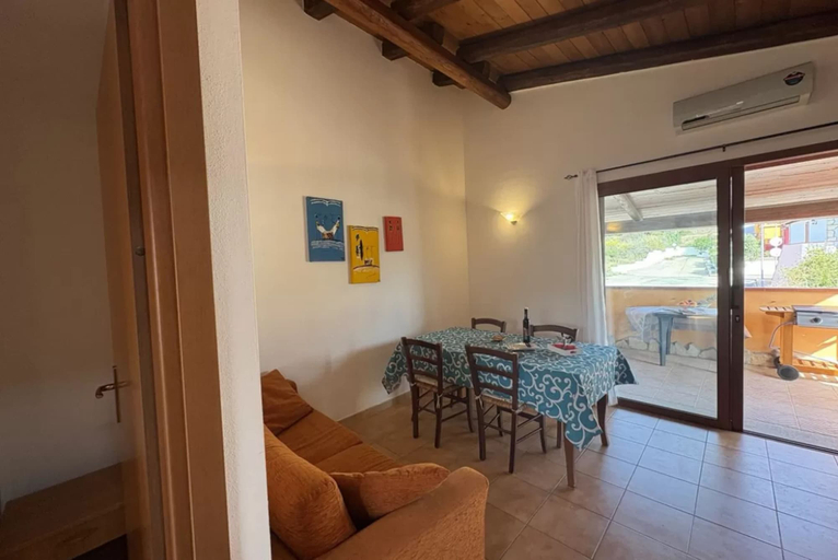 Interior 4, Relaxing Flat With Shared Pool in Viddalba, Sassari