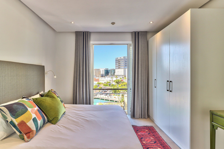 Bedroom 3, Luxury Three Bedroom Apartment - Fully Furnished and Equipped, City of Cape Town