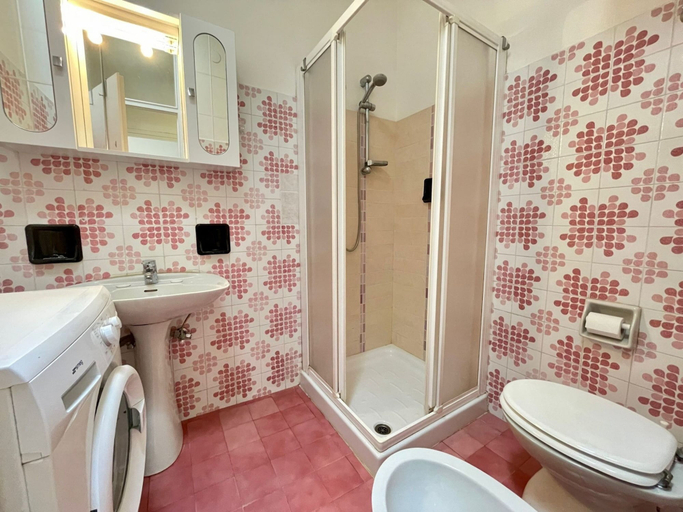 Bathroom 3, Relax in a Villa With Private Garden, Venezia
