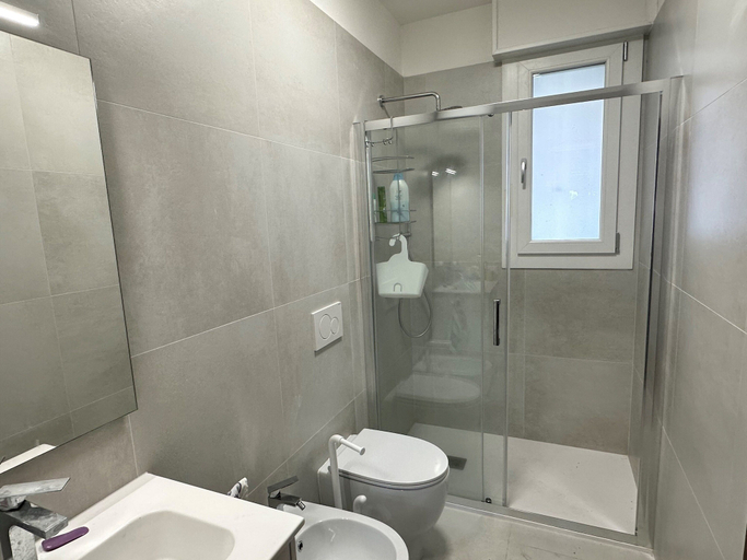Bathroom, Apartment With Terrace and Pool Access, Venezia