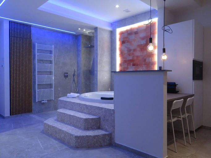 Bathroom 3, Salt Spa de Panne Center, West-Vlaanderen