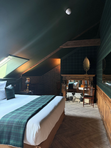 Room 5, Maison Maubreuil, Loire-Atlantique