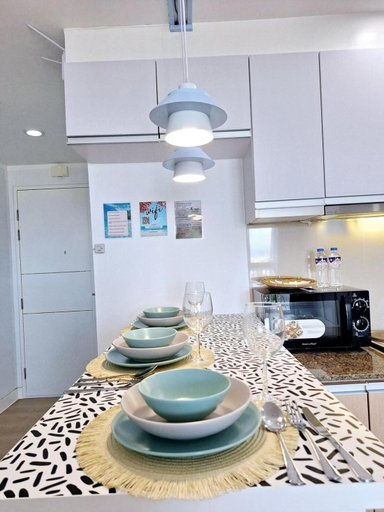 Dining 2, Luxury Coastal, Grand Canal View, Taguig
