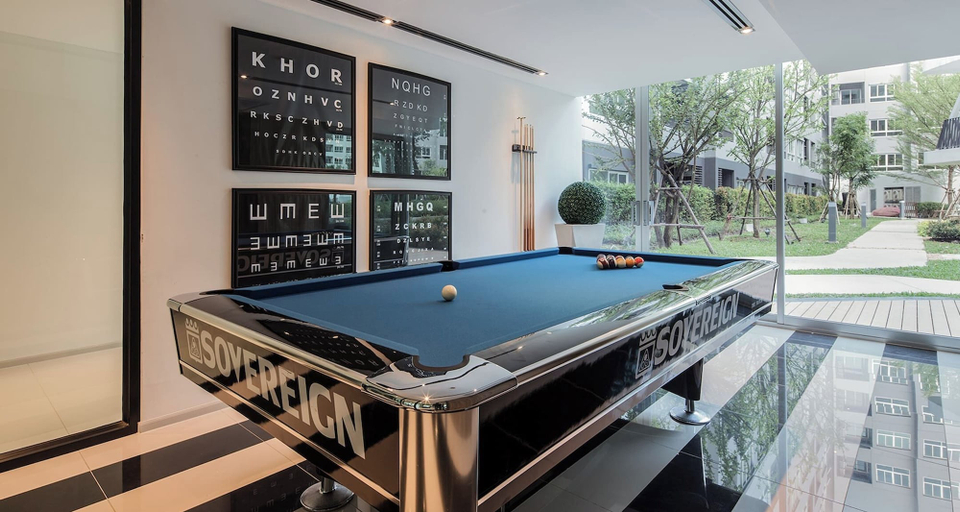 Game room, Elio Del Ray Studio Walk to BTS Bill Included, Phra Khanong