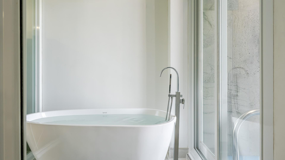 Bathroom 5, Goseong Belloci Kids Poolivilla, Goseong