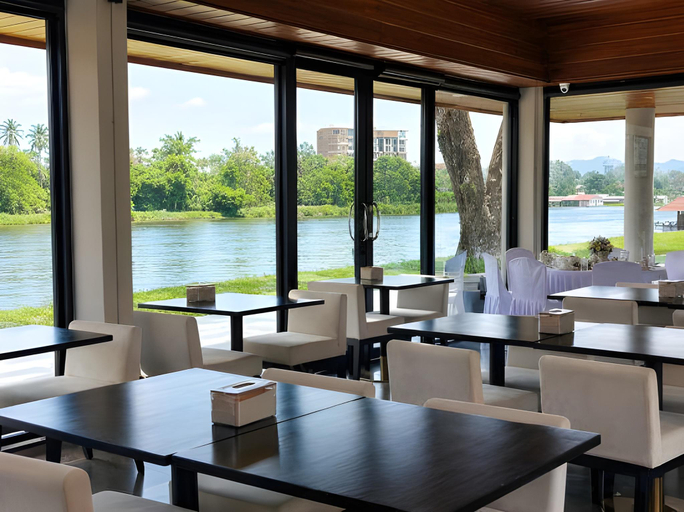 Food & Drinks 4, Raintree Boutique, Muang Kanchanaburi