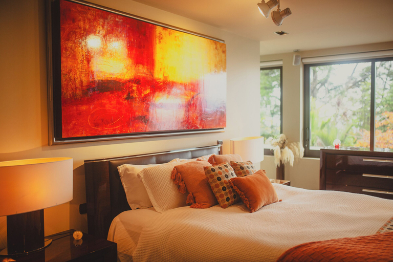 Bedroom 3, Cozy Suite - Ocean View & Private Beach, Tasman