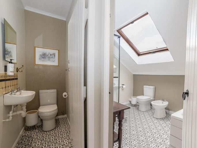 Bathroom 3, Nantes-Vue, Cape Winelands