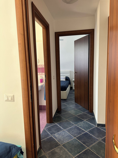 Room 4, Villa With a Private, Heated Pool for Exclusive use Near Cefalù, Palermo