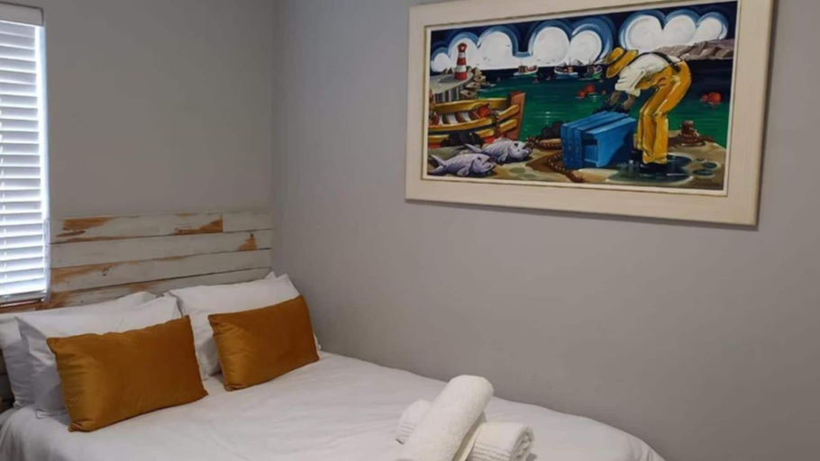 Room 2, 25 ON Main Struisbaai, Overberg