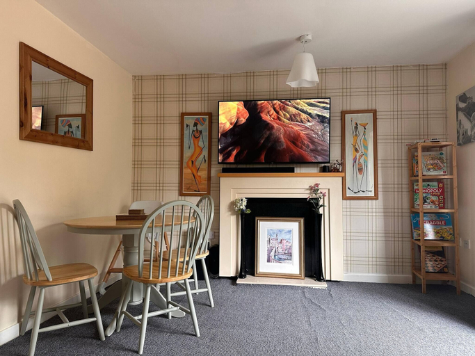 Others 5, 3 Bed Entire House - Runcorn, Halton