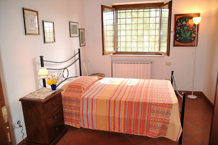 Room 4, Villa Il Casolare Country House With Pool on Sperlonga's Hill, Latina
