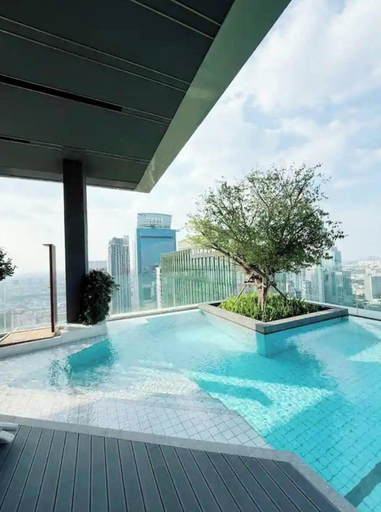 Pool 5, Luxury 1 Bedroom l BTS 2 Mins l Pool and Gym, Ratchathewi