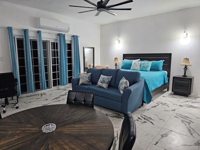 Bedroom 3, Roots Cafe Negril